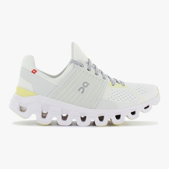 ON Running Cloudswift Sneakers - Picture 1 of 11